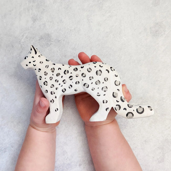 Snow leopard FREE SHIPPING - DailyDoll Shop