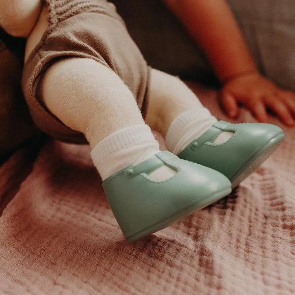 Green on sale baby shoes